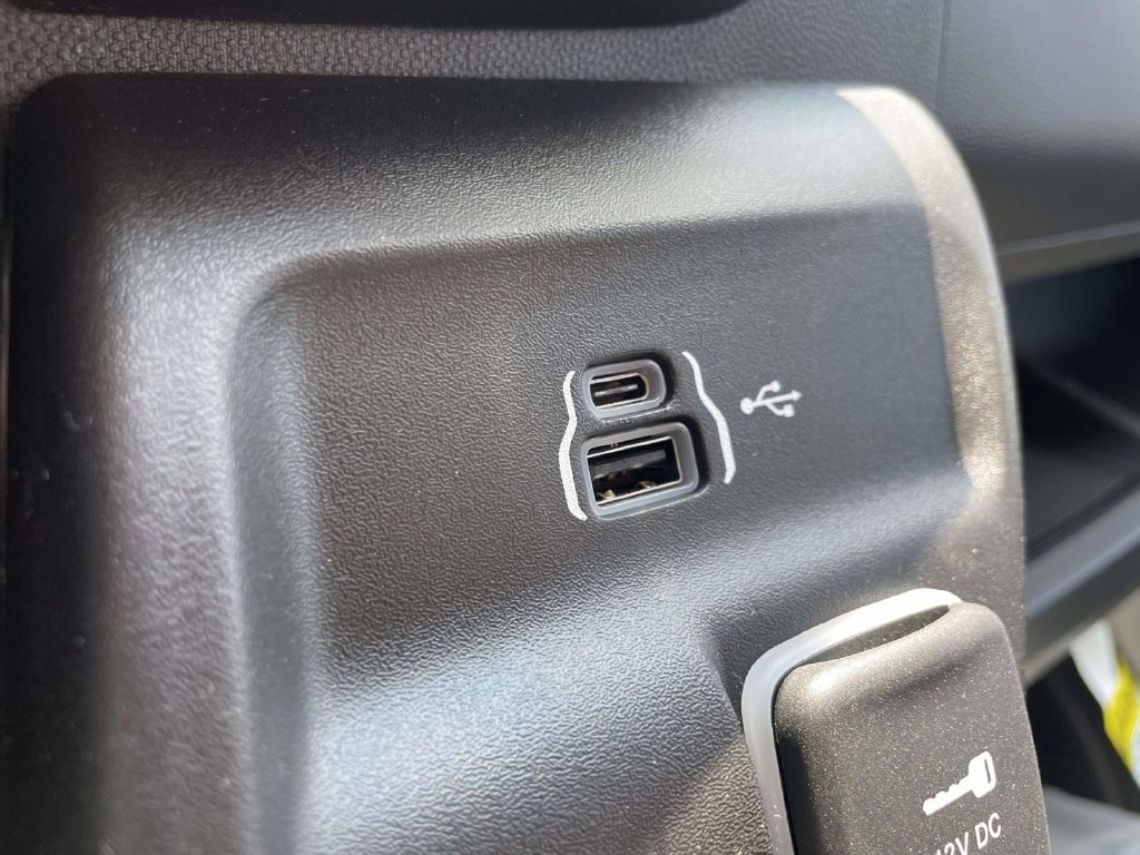 New 2026 RAM ProMaster 3500 w/ Convenience Group FWD image 37