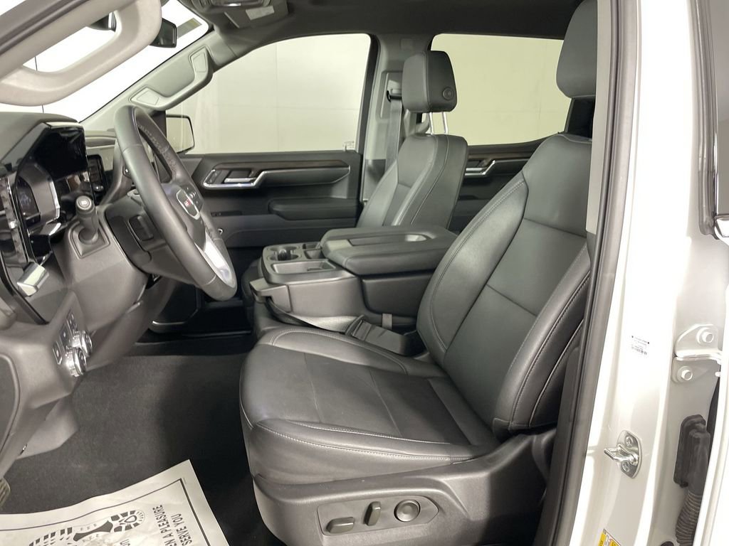 Used 2025 GMC Sierra 1500 SLT image 18