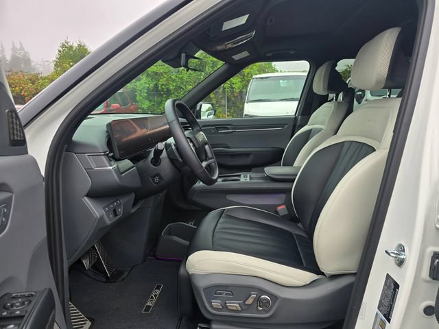 Certified 2024 Kia EV9 GT-Line AWD/4WD image 24