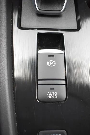 Used 2024 Nissan Rogue SV image 34