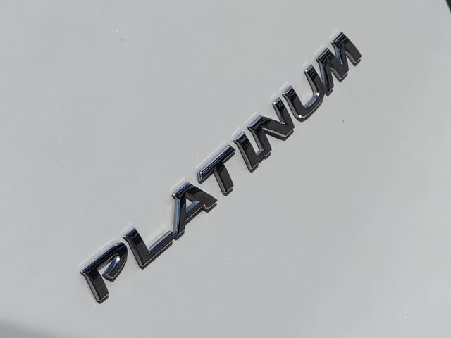Used 2024 Nissan Murano Platinum w/ Cargo Package FWD image 13