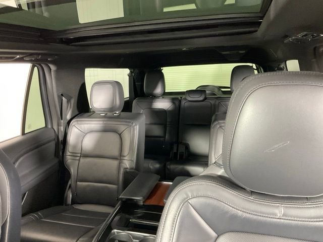 Used 2023 Lincoln Navigator L Reserve image 35