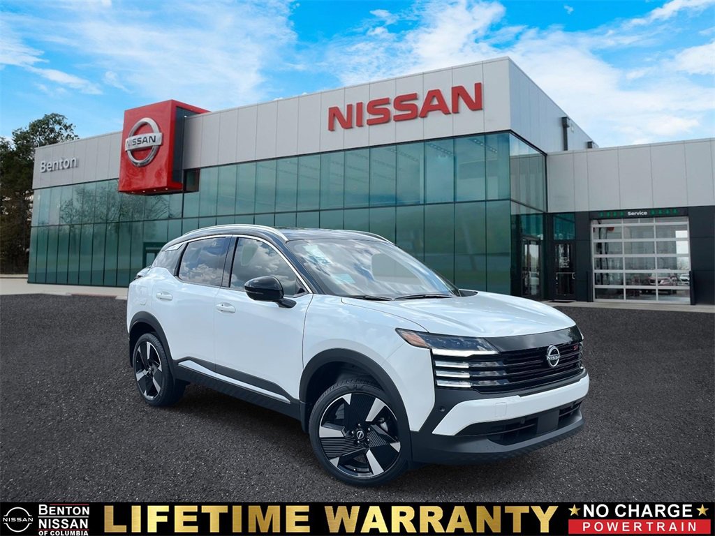 New 2025 Nissan Kicks SR image 1