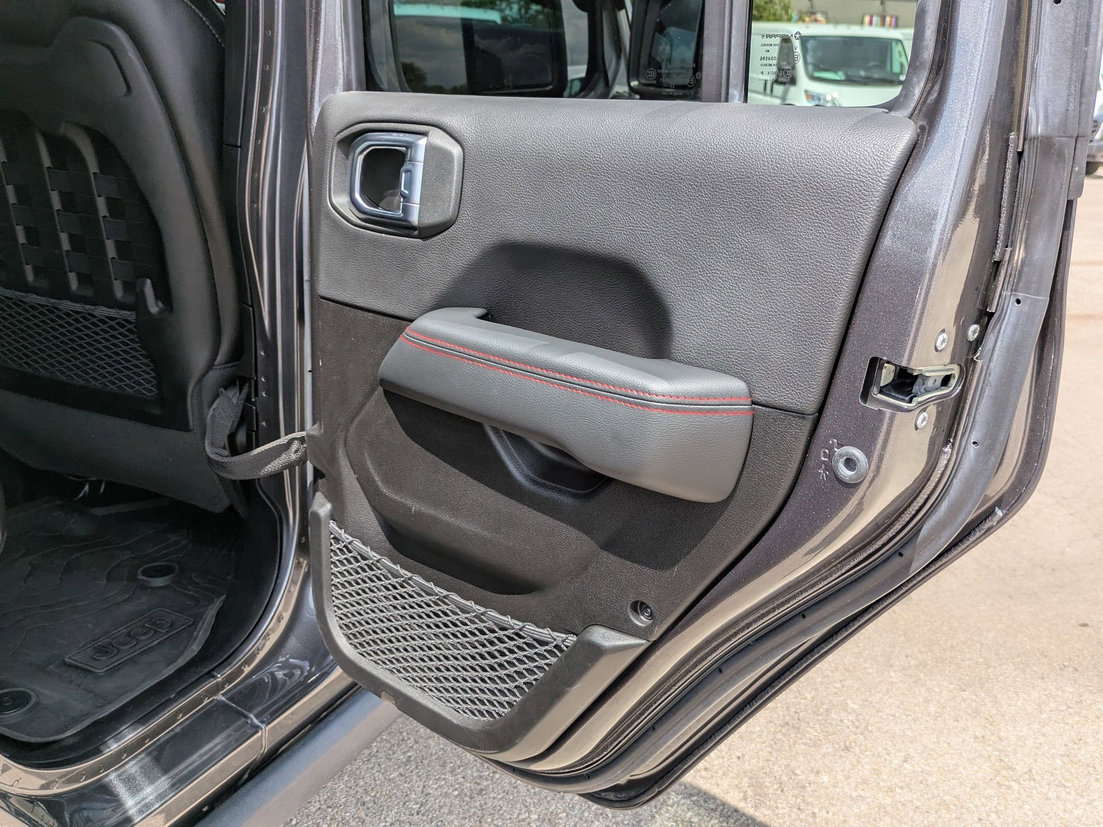 Used 2023 Jeep Gladiator Rubicon w/ Cold Weather Group image 24