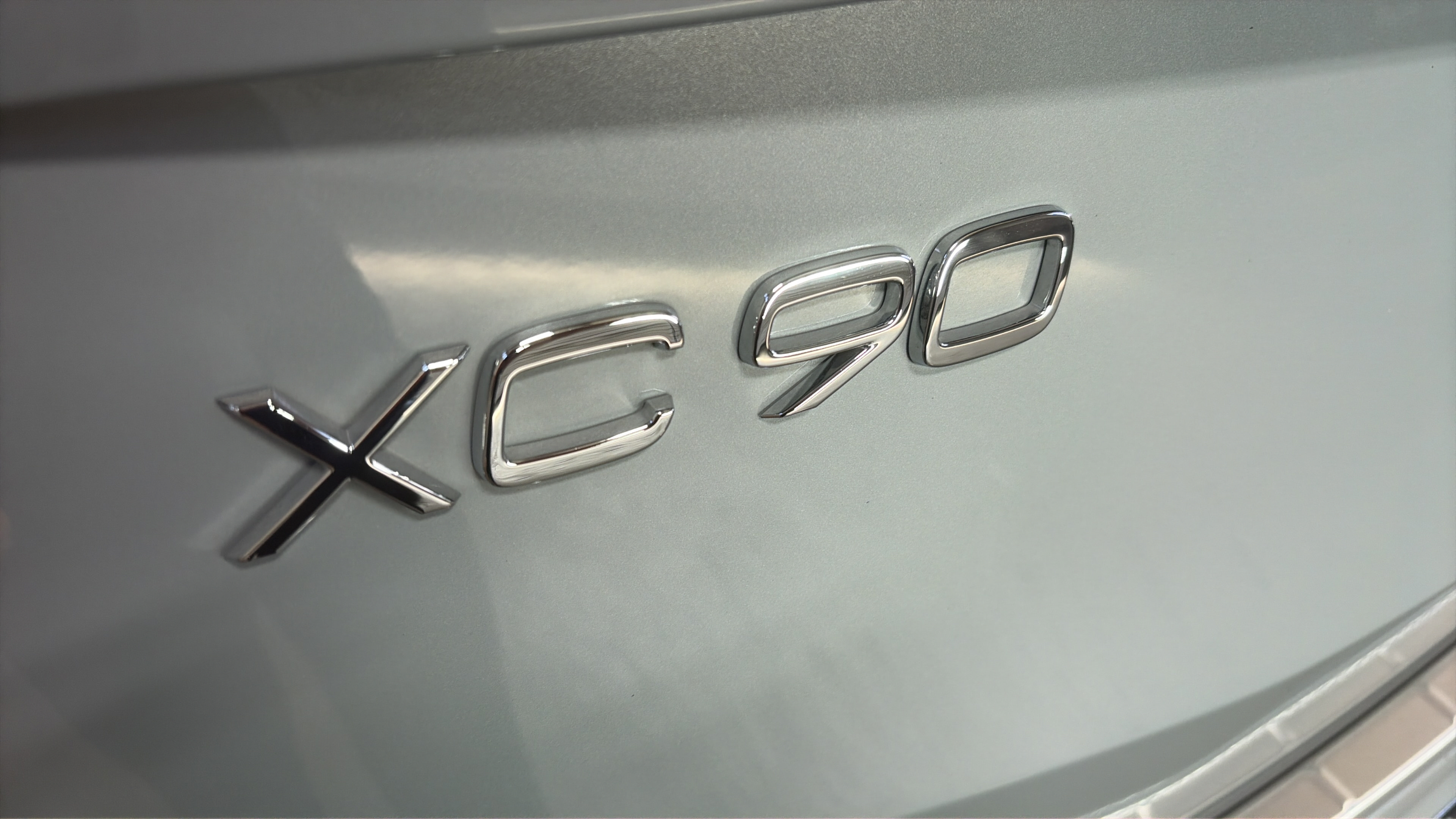 Certified 2026 Volvo XC90 B6 Plus w/ Protection Package Premier AWD/4WD image 36