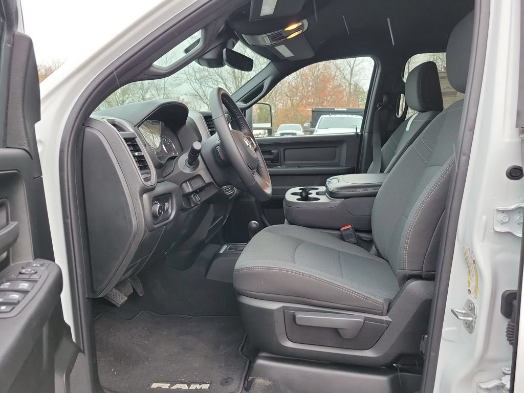 New 2024 RAM 2500 Tradesman w/ Safety Group AWD/4WD image 10