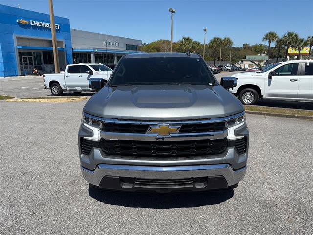 Used 2025 Chevrolet Silverado 1500 LT RWD image 2