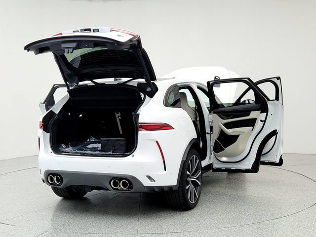 Certified 2026 Jaguar F-PACE SVR AWD/4WD image 11