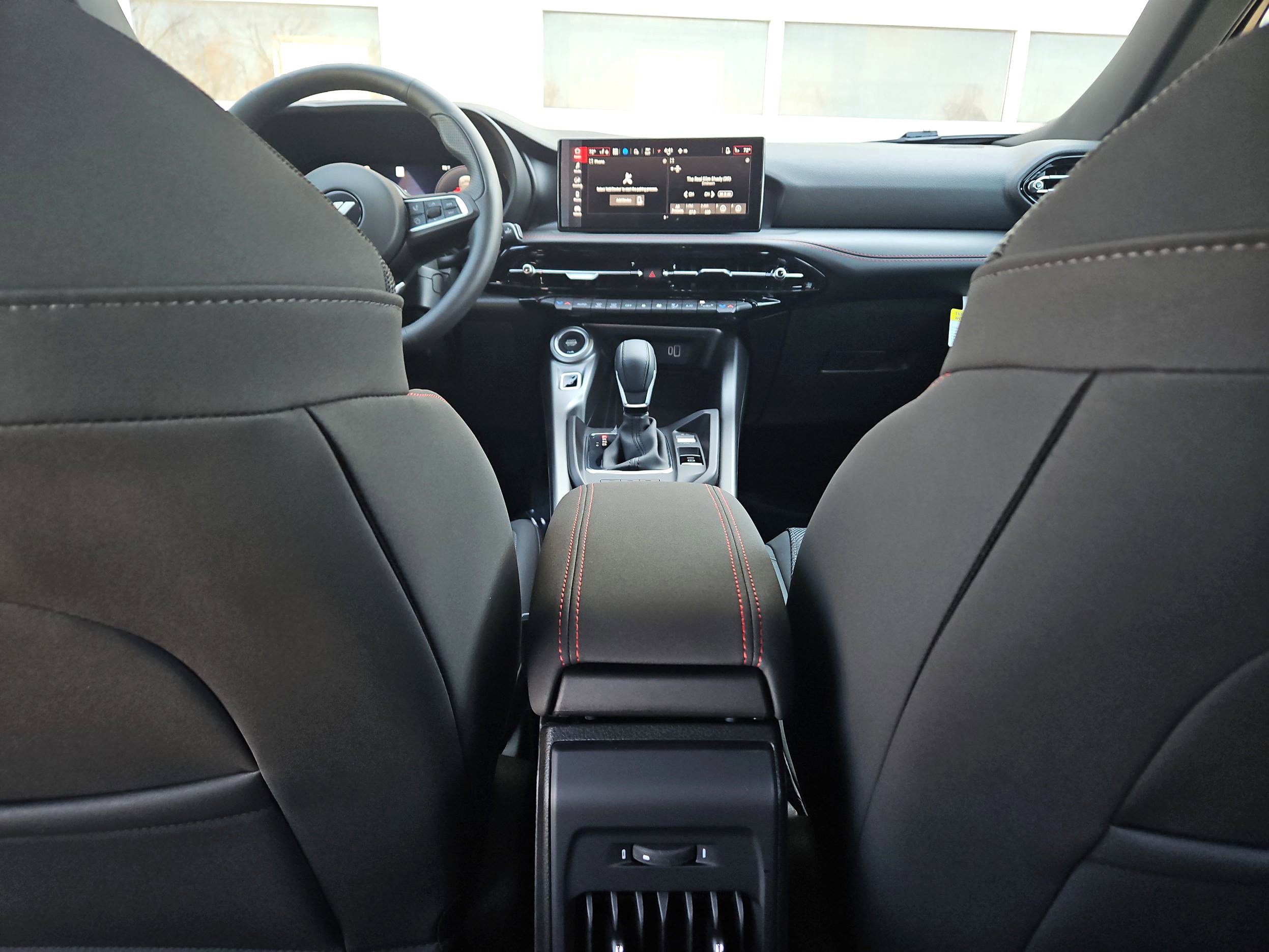 New 2025 Dodge Hornet GT w/ Tech Pack image 17