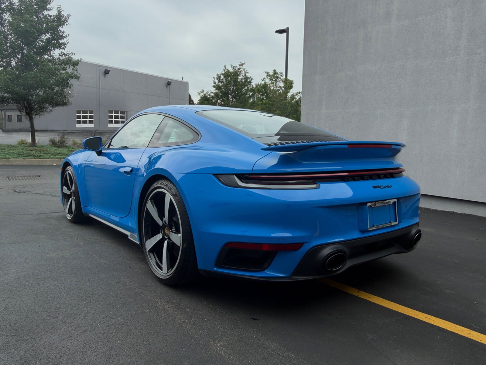 Certified 2022 Porsche 911 Turbo AWD/4WD image 3
