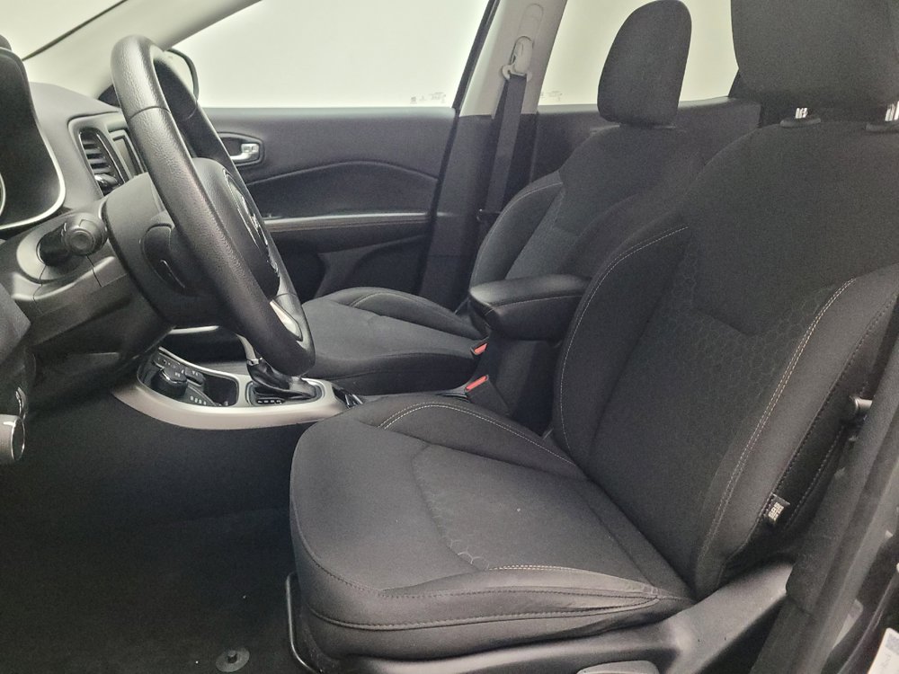 Used 2018 Jeep Compass Sport AWD/4WD image 17