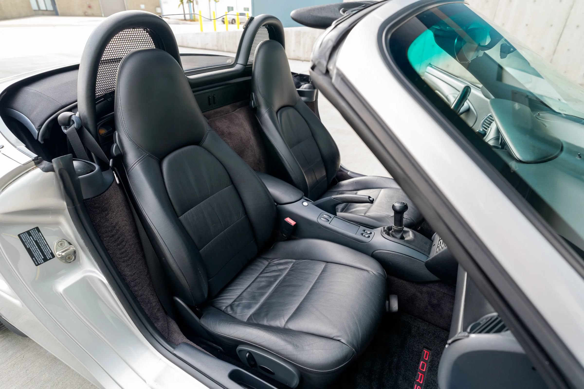 Used 1999 Porsche Boxster RWD image 39