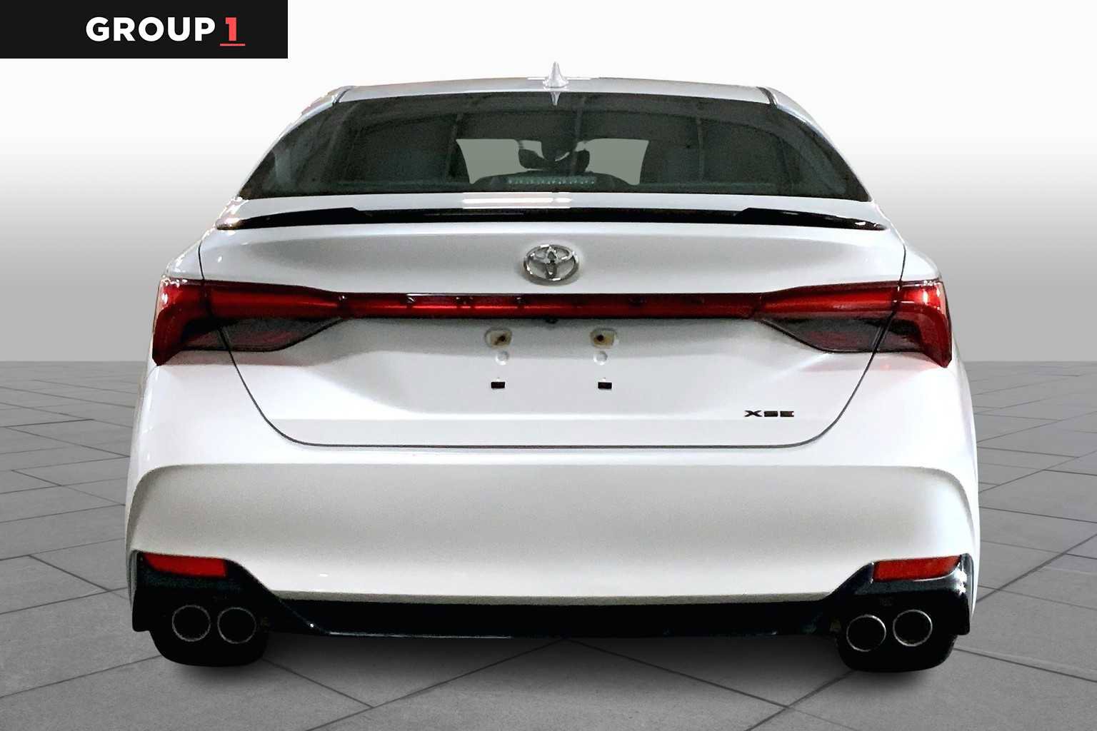 Used 2020 Toyota Avalon XSE w/ Carpet Mat Package image 4