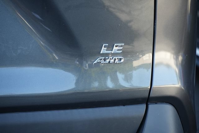 Used 2024 Toyota RAV4 LE AWD/4WD image 11