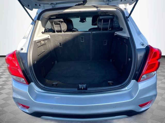 Used 2022 Chevrolet Trax LT w/ Driver Confidence Package image 23