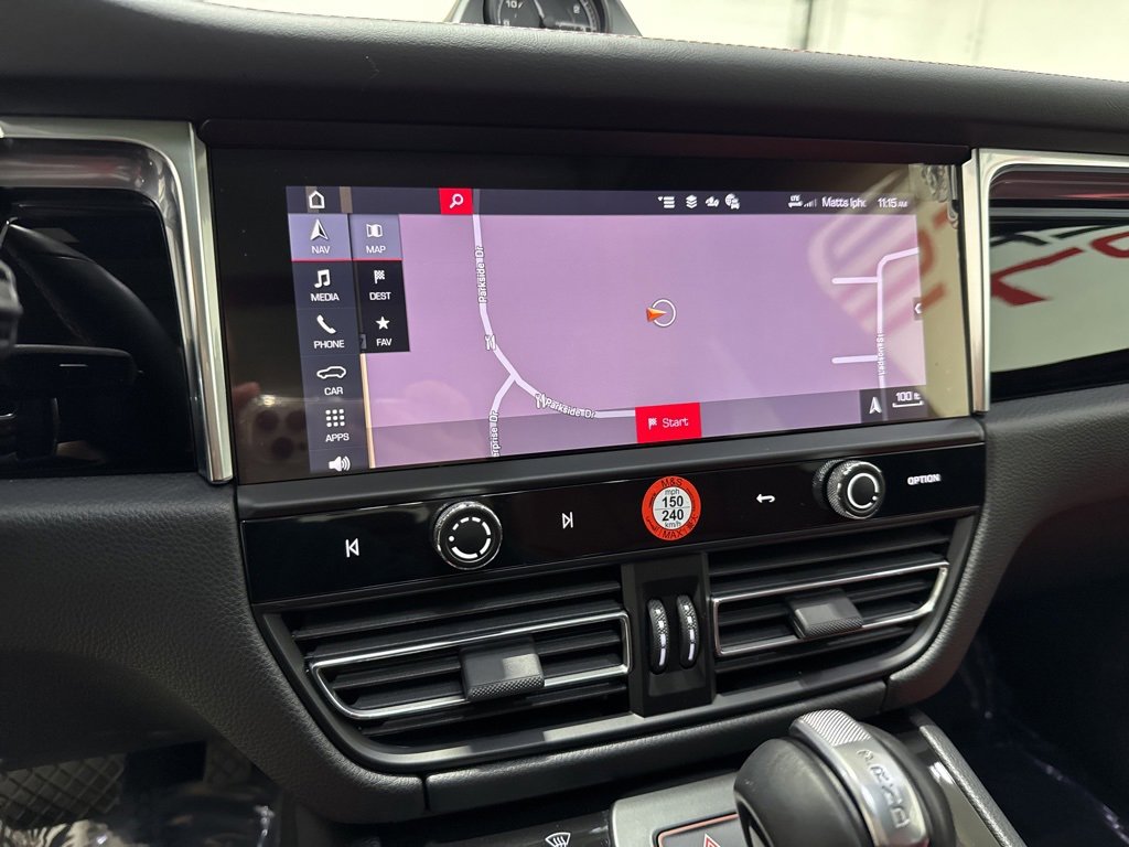 Used 2025 Porsche Macan Turbo image 20