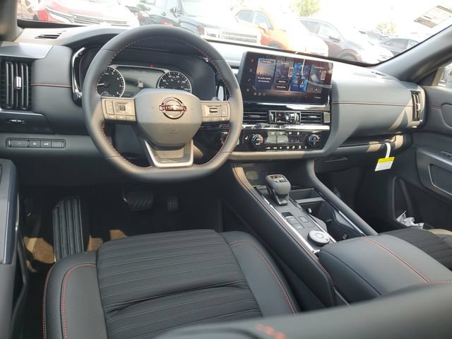 New 2026 Nissan Pathfinder Rock Creek w/ Rock Creek Premium Package AWD/4WD image 12