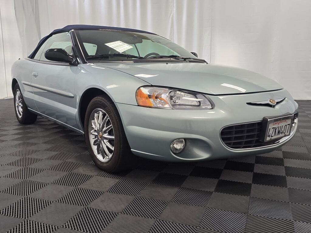 Used 2003 Chrysler Sebring Limited image 7