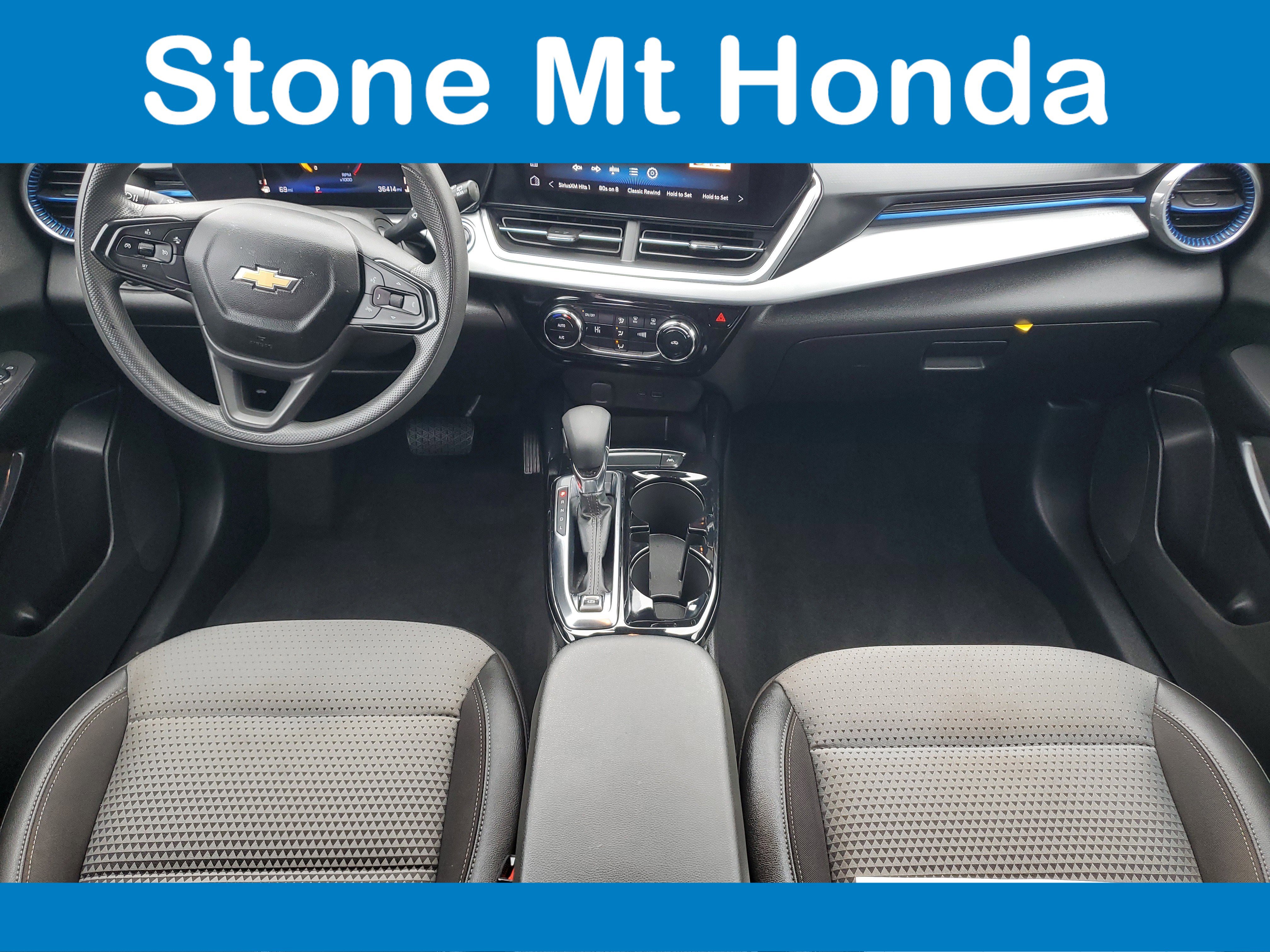 Used 2024 Chevrolet Trax LT image 15