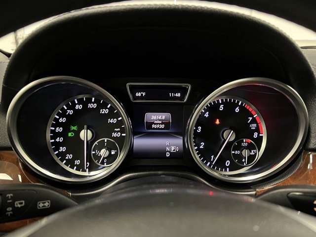 Used 2014 Mercedes-Benz GL 550 4MATIC image 31
