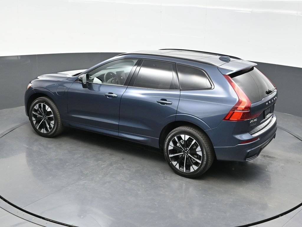 New 2026 Volvo XC60 T8 Plus w/ Climate Package AWD/4WD image 37