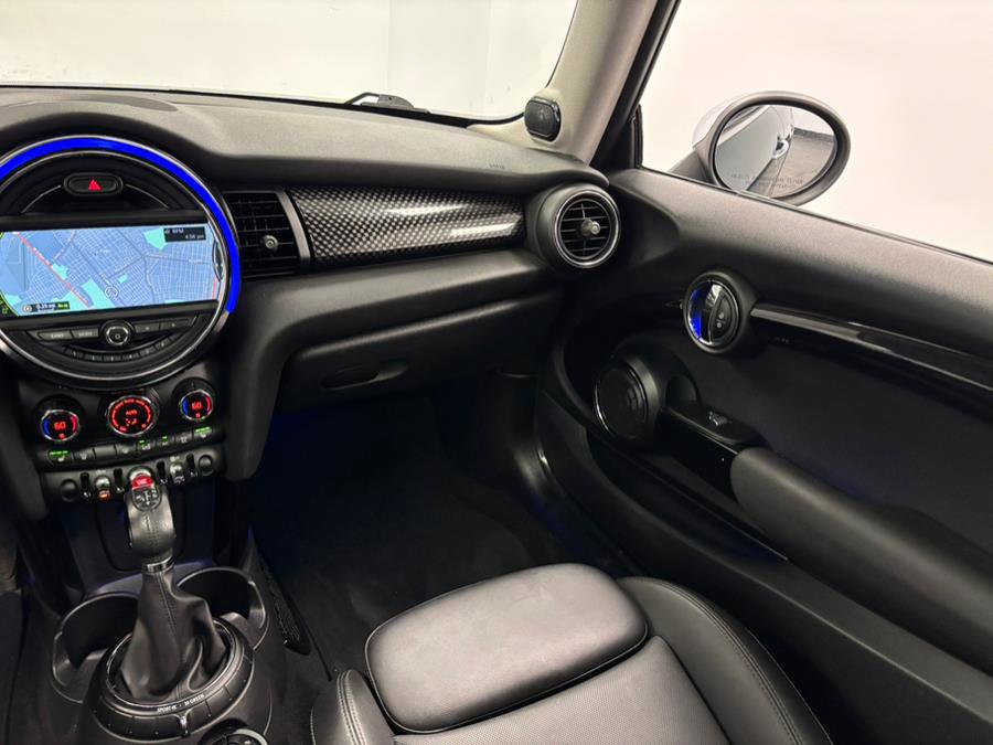 Used 2015 MINI Cooper S image 37