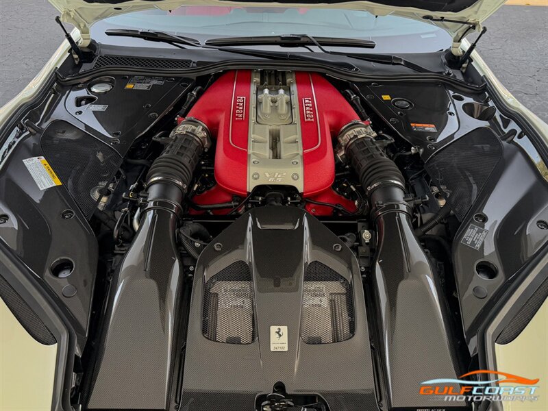 Used 2019 Ferrari 812 Superfast RWD image 36