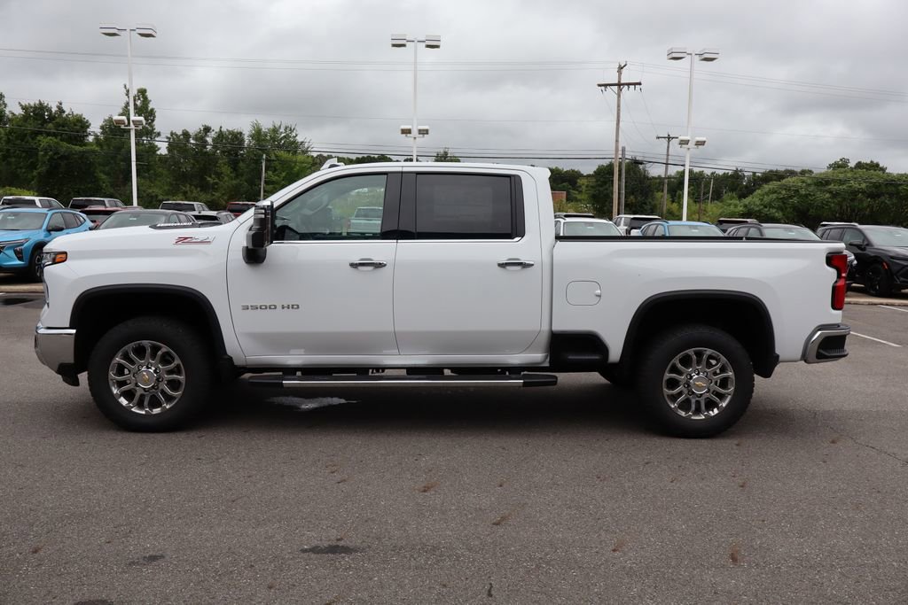 New 2025 Chevrolet Silverado 3500 LTZ w/ LTZ Premium Package image 33