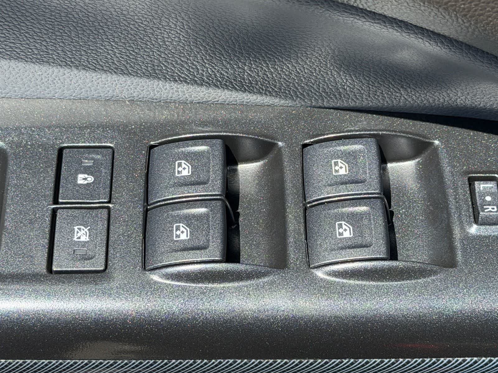 Used 2016 Chevrolet Colorado Z71 AWD/4WD image 15