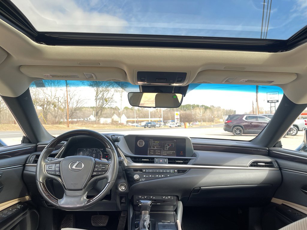 Used 2021 Lexus ES 250 w/ Premium Package image 18