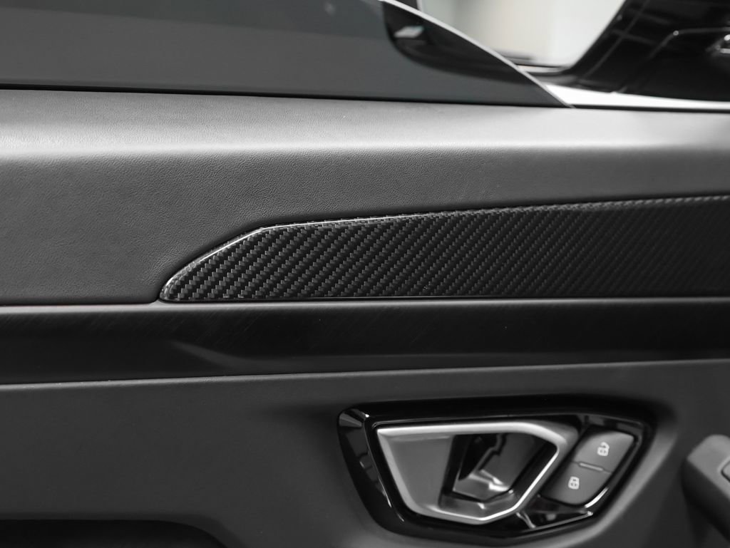 Used 2022 Lamborghini Urus image 73