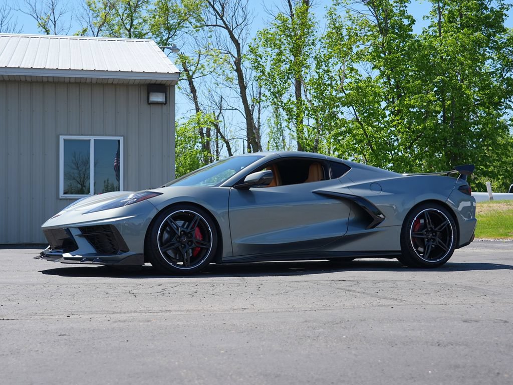 Used 2022 Chevrolet Corvette Stingray Preferred Cpe w/ Z51 Performance Package RWD image 8