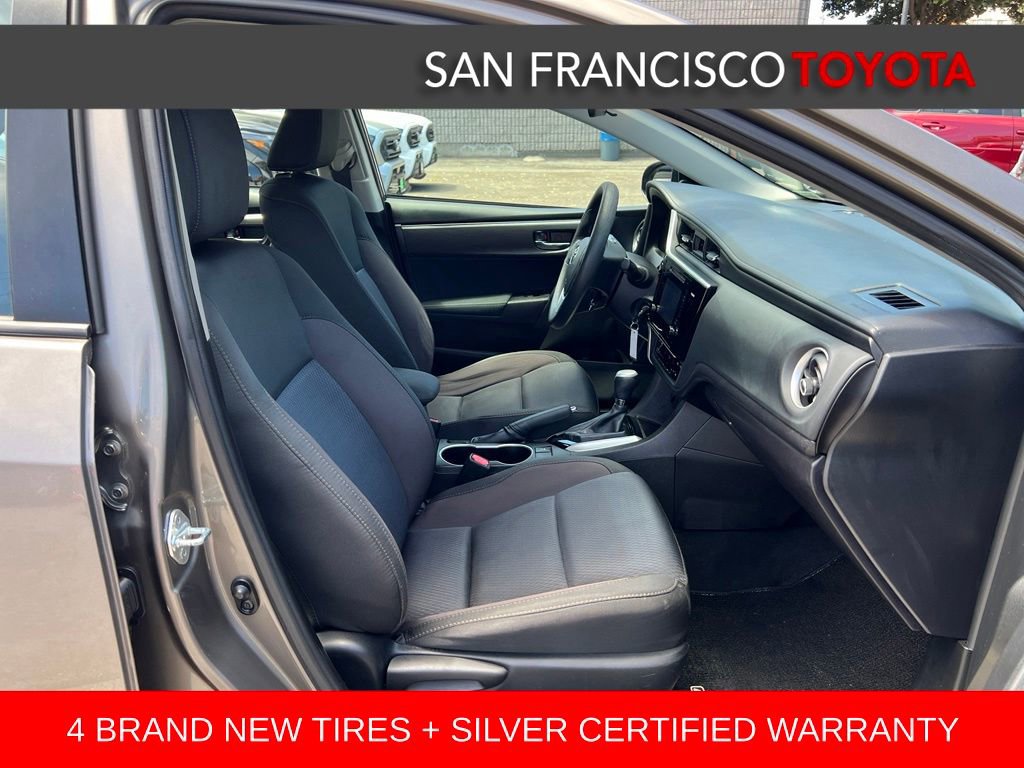 Used 2017 Toyota Corolla LE w/ Carpet Mat Package (TMS) FWD image 18