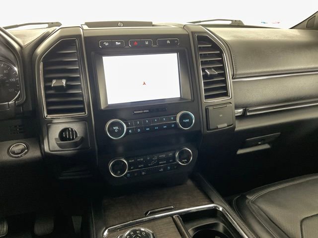 Used 2020 Ford Expedition Limited AWD/4WD image 16
