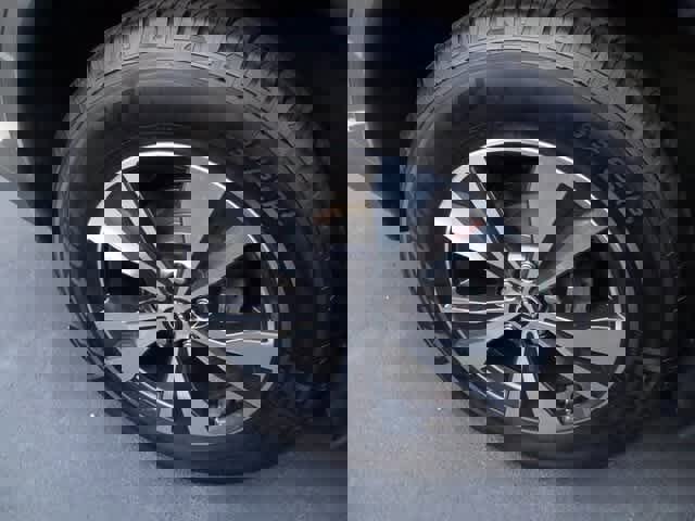 Used 2023 Nissan Murano SV image 11