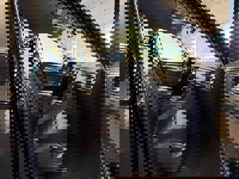 Used 2021 Volkswagen Atlas SE image 36