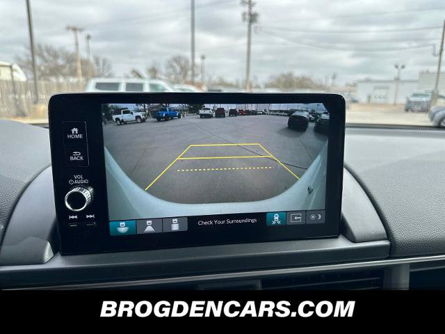 New 2025 Honda Pilot Touring image 6