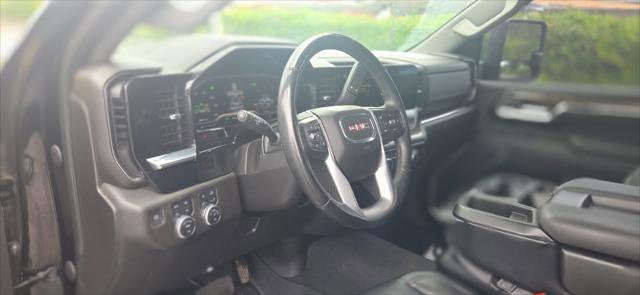 Used 2024 GMC Sierra 3500 SLE image 13
