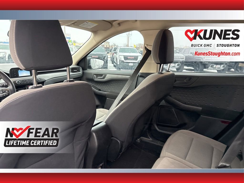 Used 2020 Ford Escape S image 33