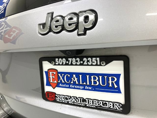 Used 2019 Jeep Grand Cherokee Limited w/ Luxury Group II image 14