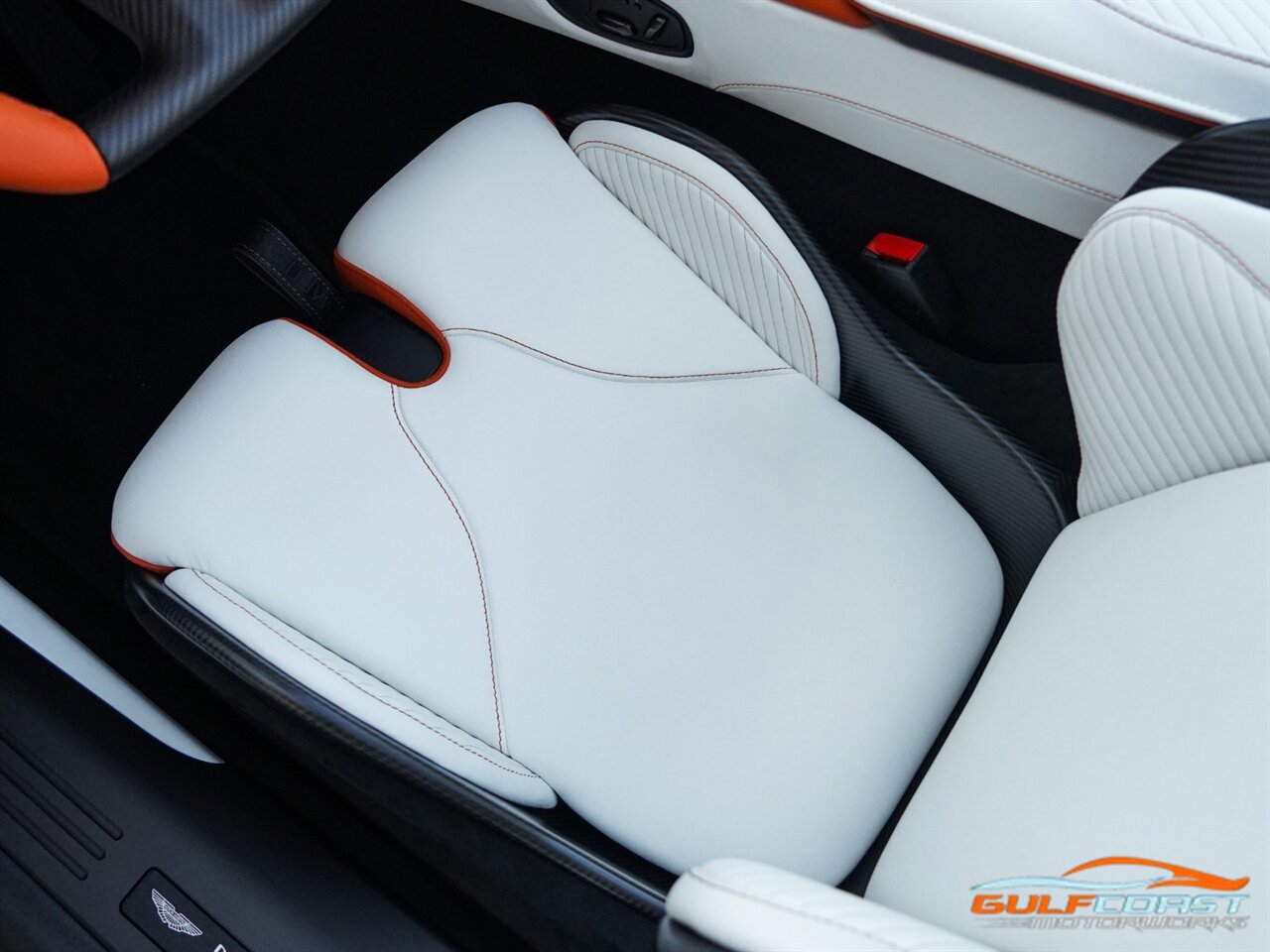 Used 2023 Aston Martin DBS Superleggera Volante RWD image 24