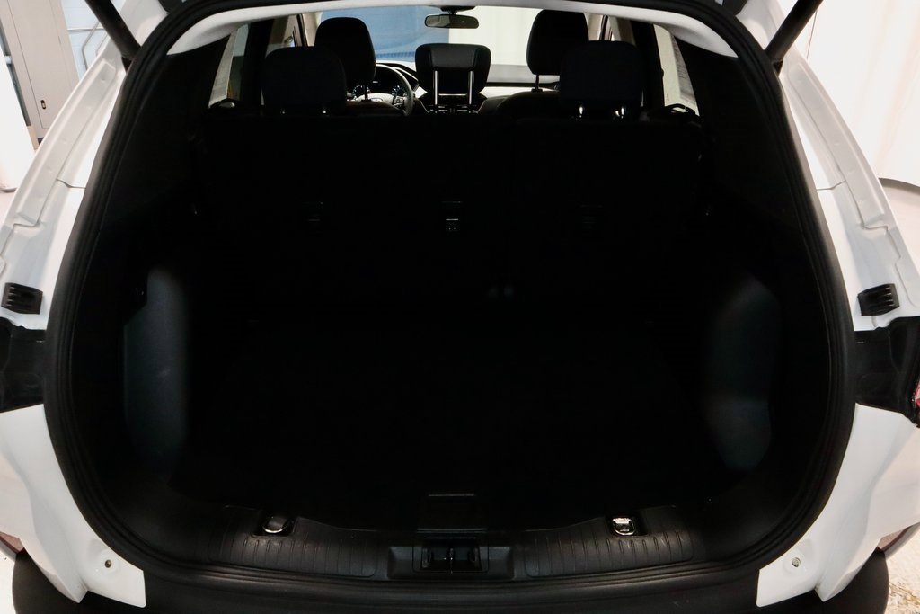 Certified 2022 Ford Escape SE w/ SE Sport Appearance Package image 14