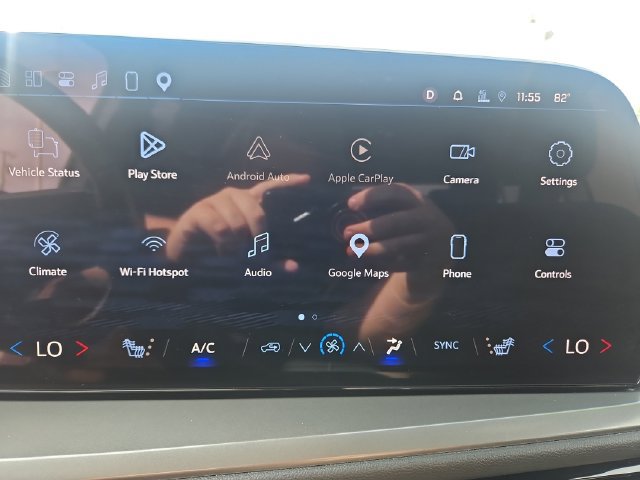 Used 2024 Chevrolet Traverse LT FWD image 20