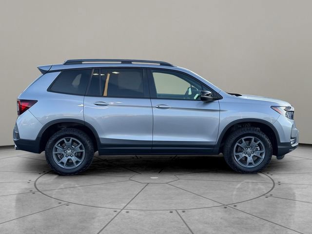 Used 2025 Honda Passport TrailSport image 7
