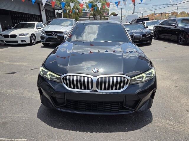 Used 2023 BMW 330i Sedan w/ M Sport Package RWD image 19