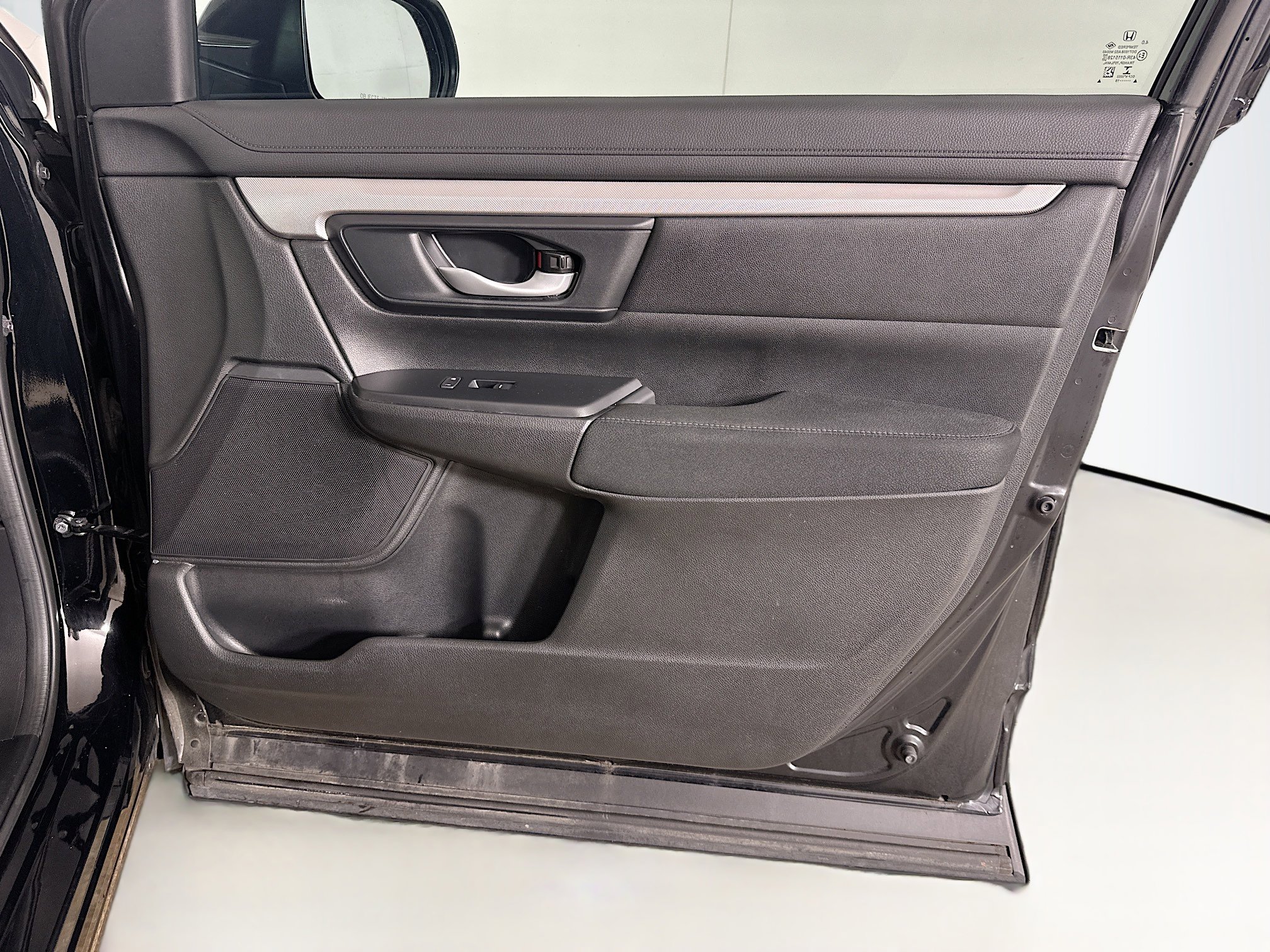 Used 2019 Honda CR-V LX image 30