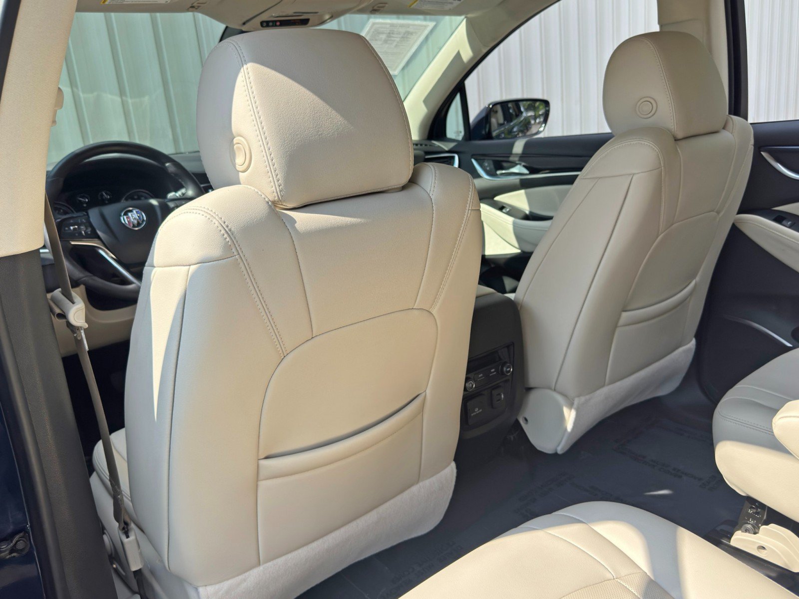 Used 2023 Buick Enclave Essence w/ Experience Buick Package FWD image 33