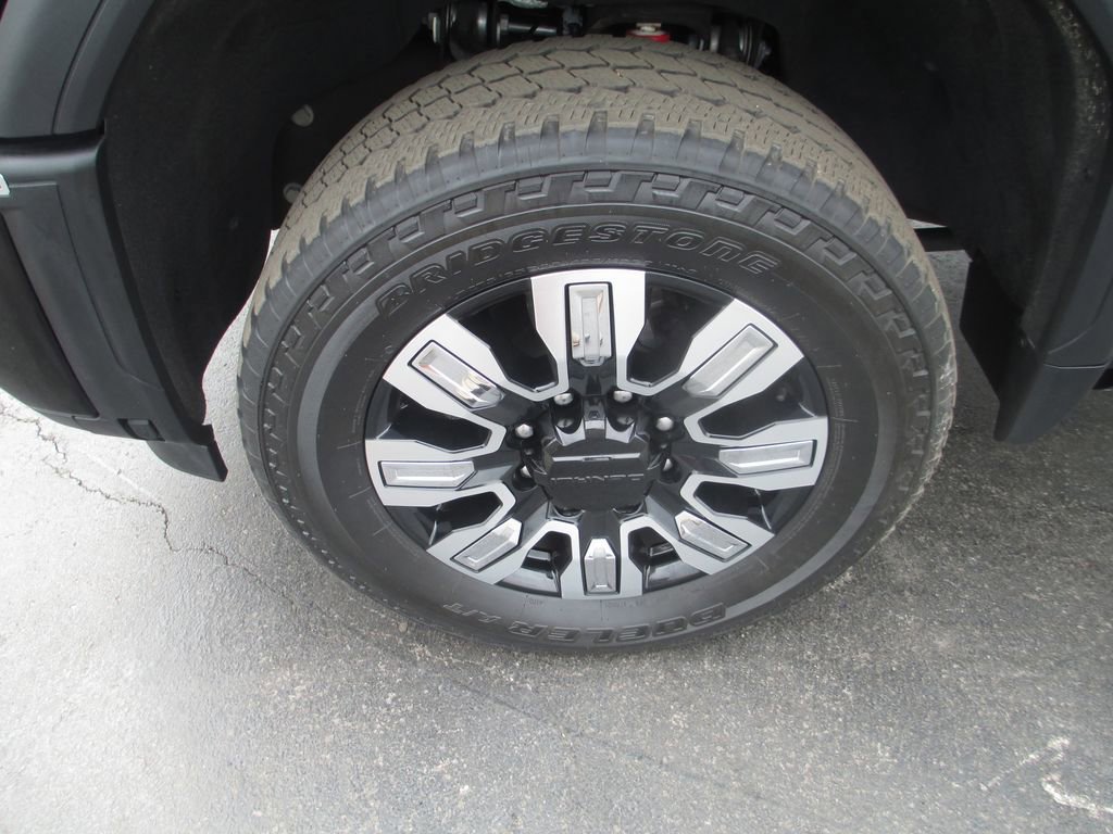 Used 2024 GMC Sierra 2500 Denali w/ Denali Reserve Package AWD/4WD image 15