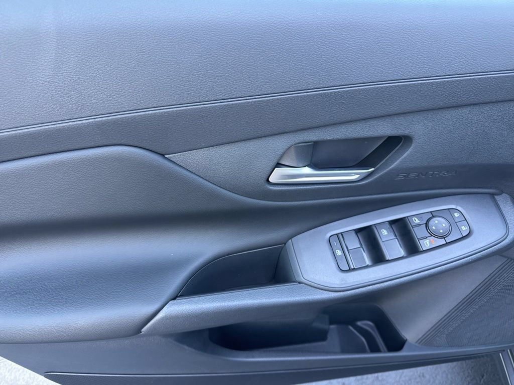 New 2026 Nissan Sentra SV FWD image 9