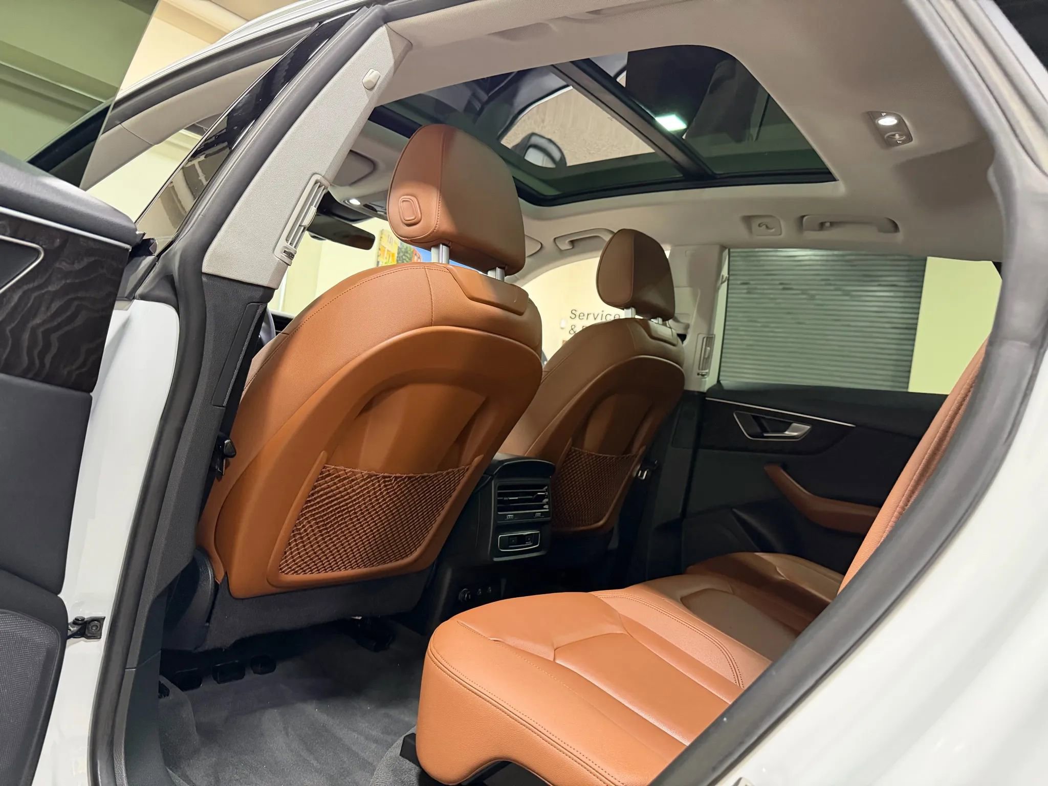 Used 2023 Audi Q8 Premium w/ Convenience Package image 34